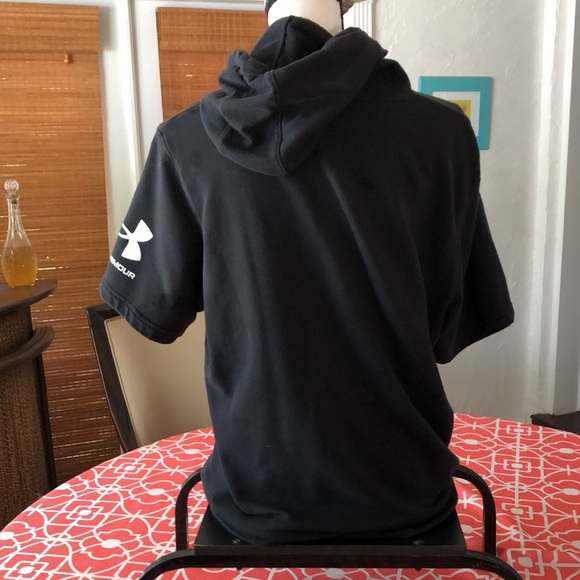 Under Armour Hoodie. Size L - Picture 4 of 4